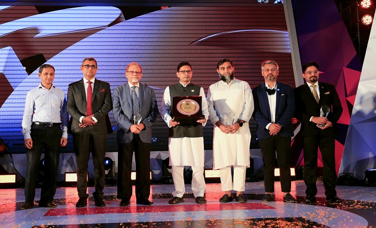 ড্যাফোডিল ইউনিভার্সিটির আইসিটি ও অনলাইন এডুকেশনে শ্রেষ্ঠত্বের স্বীকৃতি হিসেবে গ্লোবাল আইসিটি এক্সেলেন্স অ্যাওয়ার্ড -২০২১ অর্জন