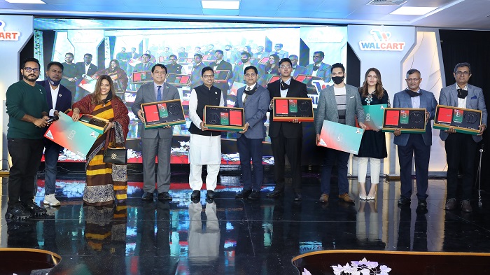 এলো দুর্দান্ত ফিচারের প্রিমো এসএইট, প্রথম ক্রেতা আইসিটি প্রতিমন্ত্রী