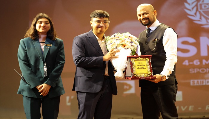 ৩০০’রও বেশি প্রাণবন্ত শিক্ষার্থীর করতালিতে সফলভাবে সমাপ্ত হল “ডিপিএসএমইউএন ফাইভ”