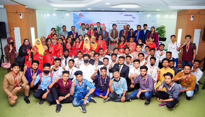 এমিনেন্স কলেজ এর শিক্ষার্থীদের নবীনবরণ অনুষ্ঠিত