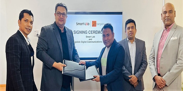 বাংলালিংক ও স্মার্ট ল্যাব এর মাঝে চুক্তি স্বাক্ষর