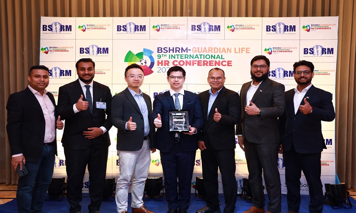 ‘বেস্ট এমপ্লয়ার অ্যাওয়ার্ড’পেলো হুয়াওয়ে