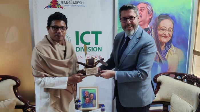 আইসিটি প্রতিমন্ত্রীর সাথে কসোভোর রাষ্ট্রদূতের সাক্ষাৎ