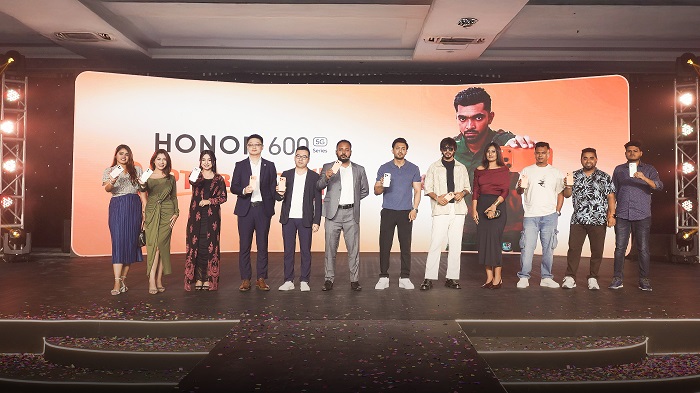 এআই প্রযুক্তি সংবলিত অনার ৬০০ সিরিজের যাত্রা